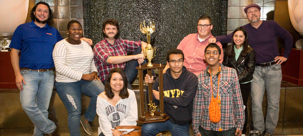 Valencia with their first-place trophy from the 2017 Community College Championship Tournament