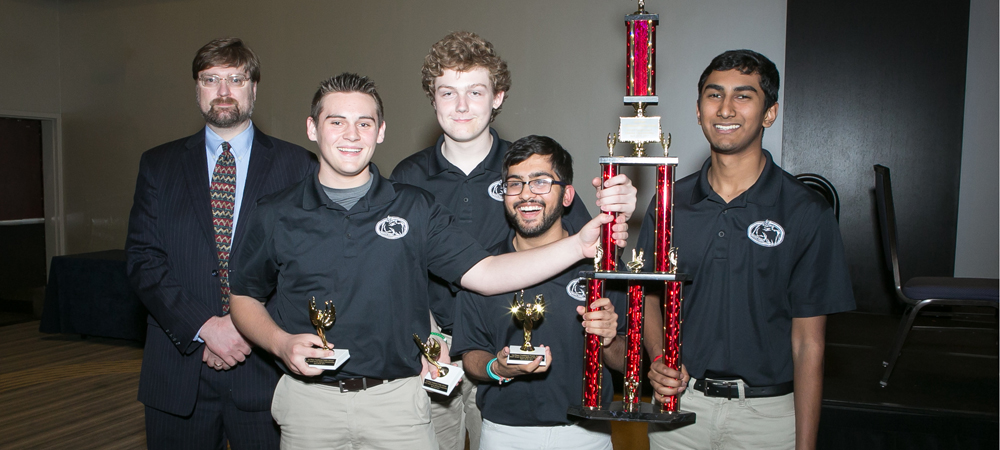 Glasgow&nbsp;A with their First-Place Traditional Public Schools Division trophy from the 2017 Small School National Championship Tournament