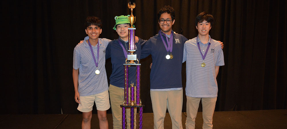 St.&nbsp;Mark’s School of Texas&nbsp;A with their Open Division championship trophy from the 2025 Small School National Championship Tournament